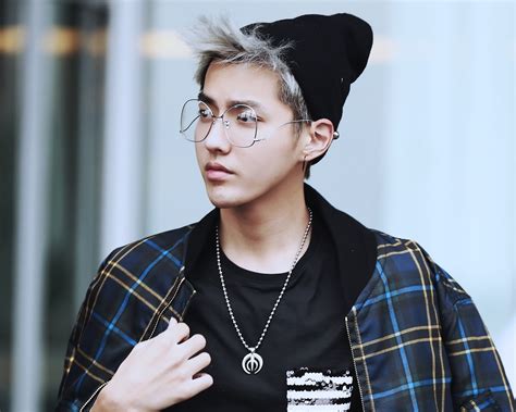 He was born kevin li jia heng in guangzhou, guangdong, china, yi fan also holds canadian citizenship. 帅哥明星吴亦凡高清图片下载第3页_高清桌面壁纸 - 精品壁纸站