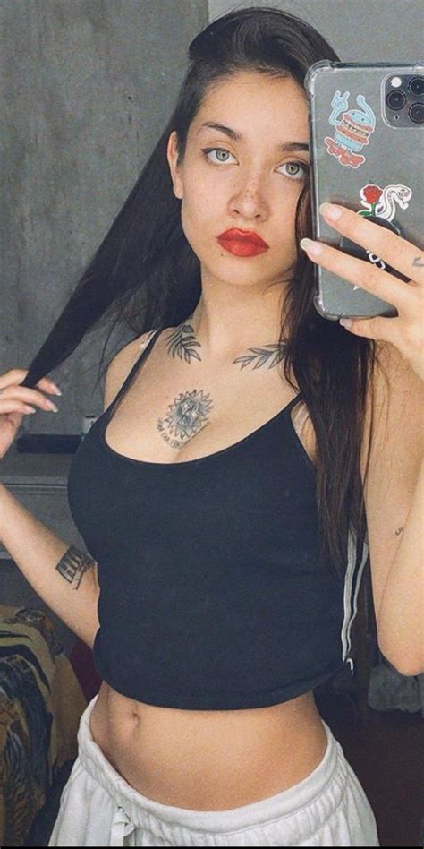 Maria Becerra Tatuajes Maria Becerra Respondio Hay Cosas Por Las Que No Elijo Sufrir Como La