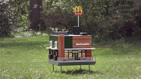 Big macs, mcrib, chicken mcnuggets. McDonald's : McHive - Culture Pub