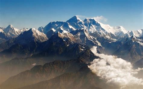 Mount Everest Is Higher Than We Thought Say Nepal And China Gma News