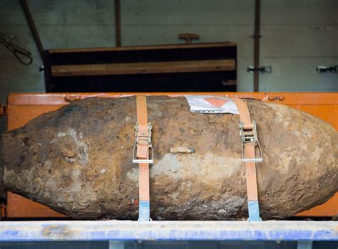 Germany Orders Mass Evacuation After Unexploded Ww2 Bomb Is Discovered
