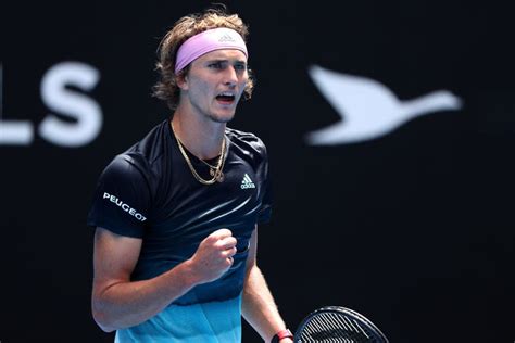 Laut andrews steht die durchführung der australian open aber nicht infrage. Zverev começa mal mas vence sem problemas rumo à 2.ª ronda ...