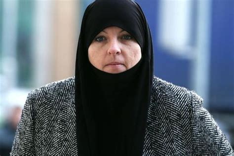 Ex Irish Soldier Lisa Smith Who Moved To Syria And Married Jihadist Wins Legal Battle Over