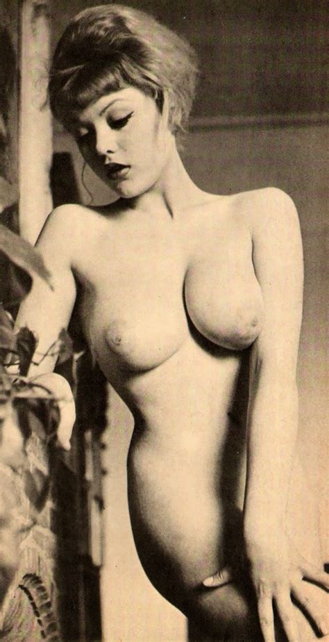 Margaret Nolan Nude Pics Page 1