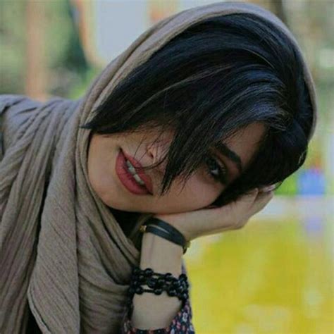 عکس فیک دختر ایرانی برای پروفایل کامل هلپ کده