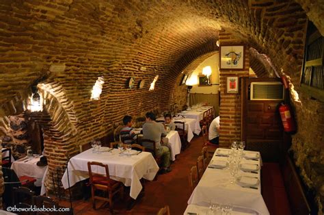 La línea si tu coche tiene un consumo medio de 7l/100km, necesitarás 6.6 litros para recorrer los 95 km de distancia entre madrid y el casar de. Eating at Botin in Madrid: The World's Oldest Restaurant ...