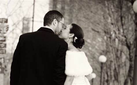 Real Weddings Kisses We Love Weddings Features The Best Of The