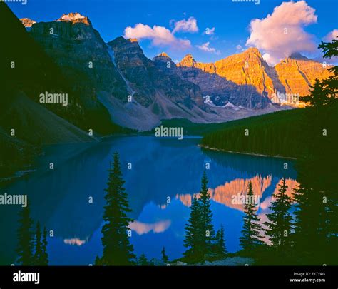 Lake Moraine Banff National Park Alberta Canada Stock Photo Alamy