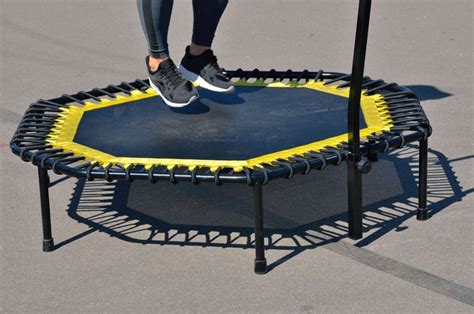 Check spelling or type a new query. How To Properly Jump Higher On A Trampoline? - Rocks For Kids