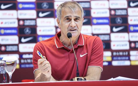 17 yaşındayken trabzonspor'un amatör takımına geçerek sebat gençlik takımına transfer olmuş ve profesyonel futbolculuğa ilk. Şenol Güneş: Keşke Final Oynasak - NetBiHal