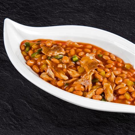 Bean is a common name for edible plant seeds or seed pods of several members of the legume family (fabaceae, formerly leguminosae) or the various leguminous trees and shrubs that produce these seeds or pods. Recipe Saltfish and Baked Beans Cook-Up