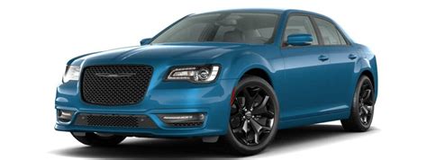 2023 Chrysler 300 Luxury Sedan Details Features And Specs Rairdons