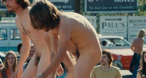 Omg They Re Naked Emile Hirsch And Zachary Booth Omg Blog