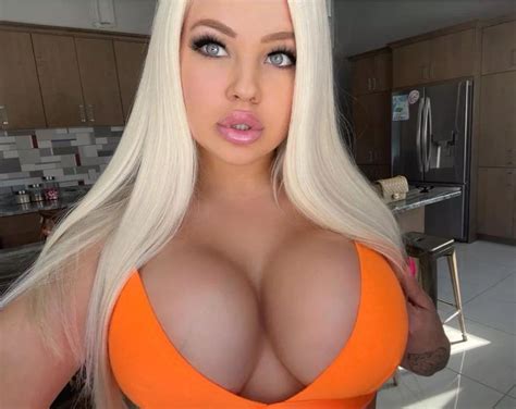 Drop A Comment If You Like Her Tits Nudes Bimbofetish Nude Pics Org