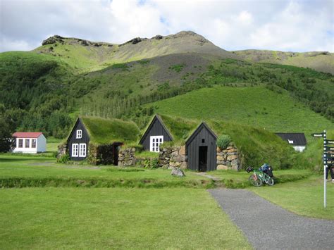 Traditional Icelandic Village Life Abroad Iceland Beautiful Landscapes
