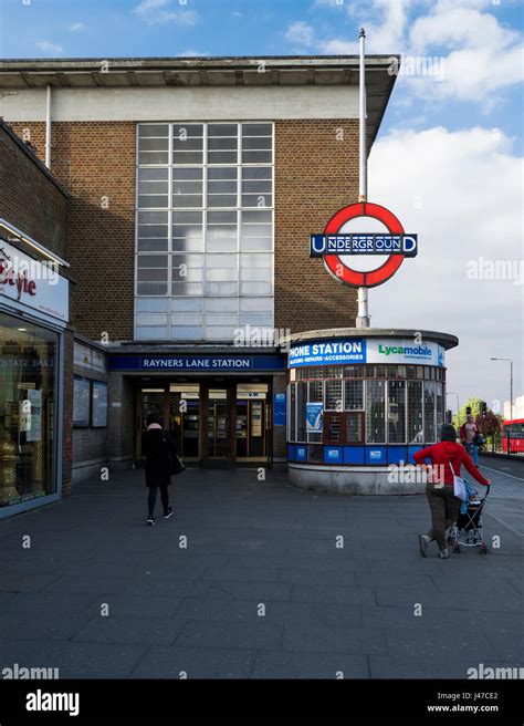 Rayners Lane Hi Res Stock Photography And Images Alamy