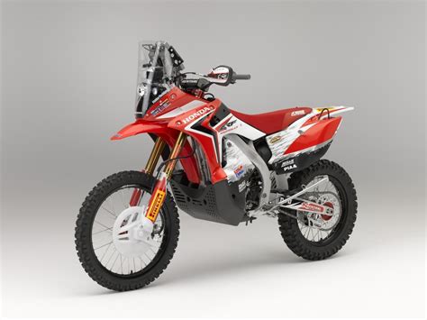 The honda crf450x is the enduro version of the honda crf450r. Honda Launches Dakar Assault with the New CRF 450 Rally ...