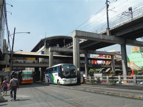 Mrt 3 Cubao Station Quezon City Train Station Metro Station
