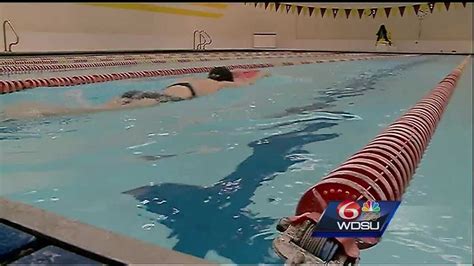 Local Groups Team Up For Week Of Swimming Lessons At Loyola University
