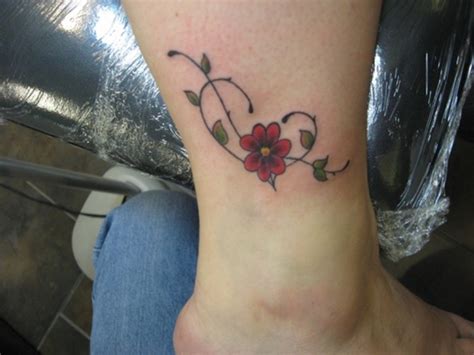 Daisy chain | daisy chain tattoo, daisy chain tattoo ankle. Ankle Tattoos