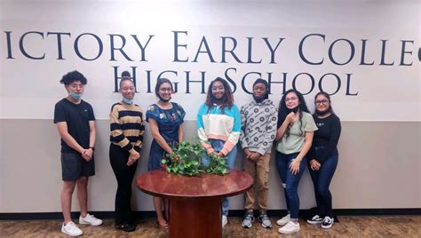Victory Early College High School Students Earn College Board Academic