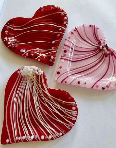 23 Best Fused Glass Hearts Images In 2020 Fused Glass Fused Glass Art Fused Glass Jewelry