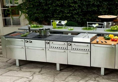 Modern outdoor kitchen with sleek countertops. Outdoor Kitchen Modular - AyanaHouse
