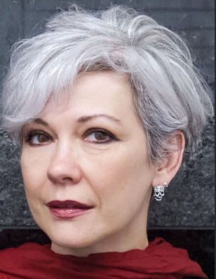 Check out our list of suitable hairstyles for over 60 round faces women to flaunt this season. Pin on 2020 Gray Hair Cuts