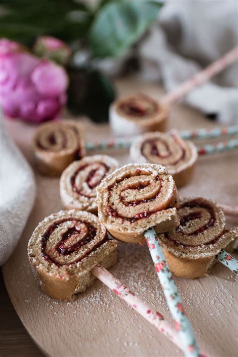 Ich wollte am kommenden dienstag einen schokoladen kuchen mit sahnefüllung, einem keksboden und einer ganache oben drauf backen und hatte wenig lust am dienstag so früh aufzustehen und zu backen, also wollte ich hier fragen ob ich diesen kuchen auch am abend davor backen kann oder vielleicht einzelne teile der torte wie z.b. Lollikuchen backen: Ein gesunder Kuchen mit Sti(e)l ...