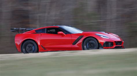 2019 Corvette Zr1 Specs Confirmed Including 0 60 Mph Time Of 285 Seconds