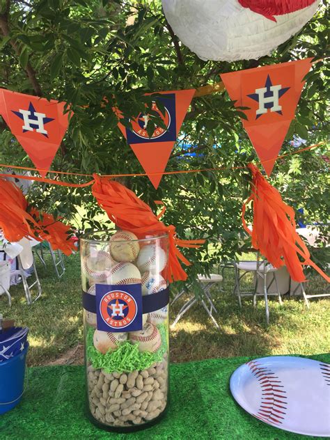 Baseball Party Baseball Party Throw A Party Table Decorations