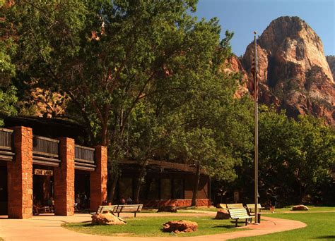 Zion Lodge En Zion National Park And Vicinity