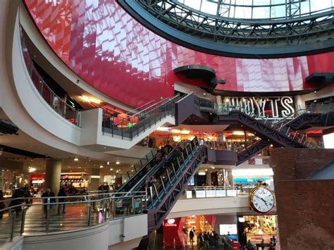 Melbourne Central Shopping Centre Stores And Opening Hours
