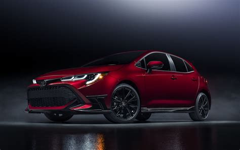 2019 corolla hatchback xse with automatic transmission preliminary 30 city/38 hwy/33 combined mpg estimates determined by toyota. The 2021 Hatchback Special Edition (In RED!) - Toyota and ...