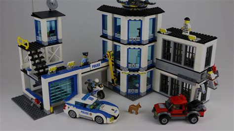Lego City Police Station 60141 Lets Play Youtube