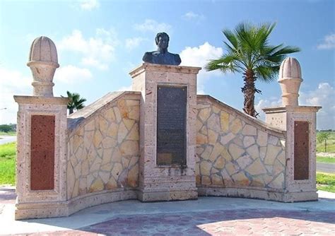 Monumento A Allende En Allende Coahuila Coahuila Outdoor Decor