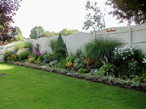 Small Garden Ideas Along Fence Line Garden Design