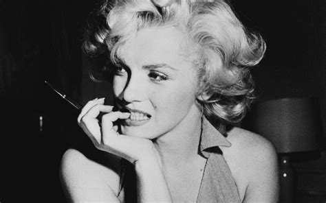 Marilyn Monroe Had Plastic Surgery New Medical Records Indicatemarilyn Monroe Is Legendary