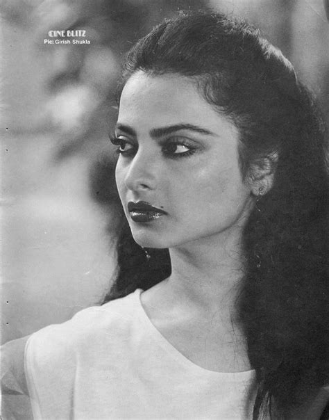 Rekha Real Beauty Of Indian Cinema Rekha Actress Vintage Bollywood