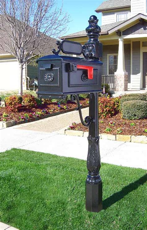 Traditional 4 Cast Aluminum Mailbox And Post