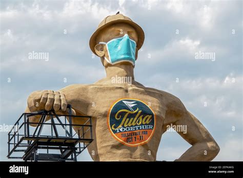07 09 2020 Tulsa Usa Iconic Golden Driller Giant Statue Near Route