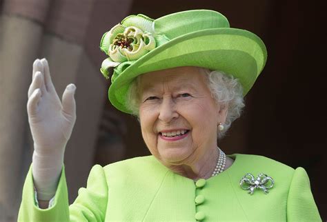 28 Things Queen Elizabeth Ii Can Do — The Role Of The Queen Of England