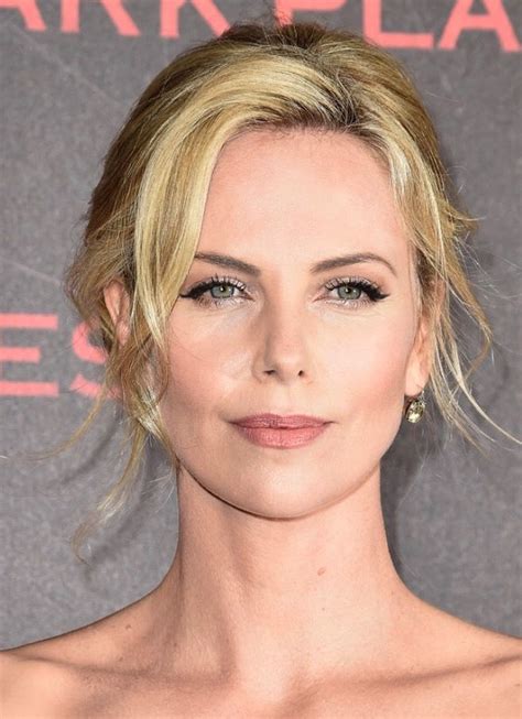 Pin By Julie Huang On Natural Pretty Makeup Charlize Theron