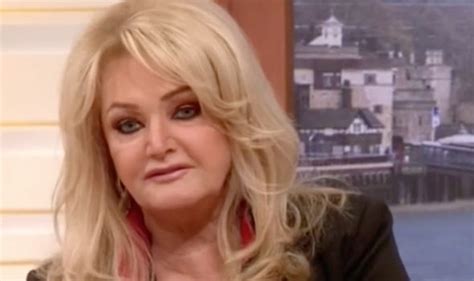 Бонни тайлер/ bonnie tyler ~holding out for a hero (клип 1984г). Bonnie Tyler: Age defying star shocks on Good Morning ...