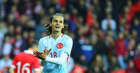 Enes ünal aslen bursa'lıdır ve bursa osmangazi doğumludur. Enes Ünal, Valencia'ya transfer oluyor - Spor Haberleri