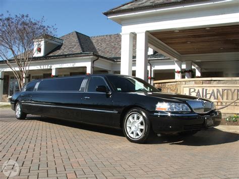 8 Passenger Lincoln Limo R And R Limousine Online Reservation