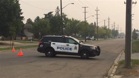 Lengthy Police Standoff In Northeast Edmonton Ends With Three Arrests Cbc News
