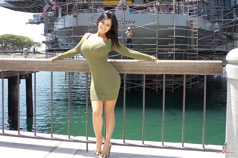 Denise Milani Water Model Sexy Ship Hd Wallpaper Peakpx