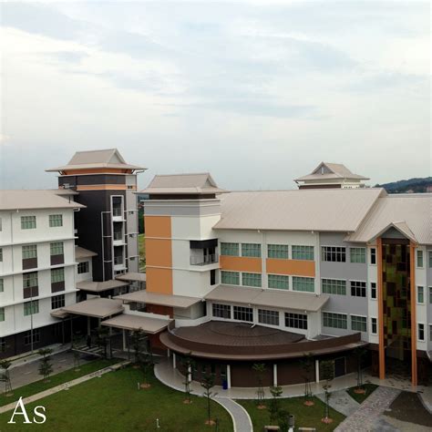 Pengalaman sepanjang di pusat asasi uitm kampus dengkil. Asrazali: UiTM Dengkil, Selangor.