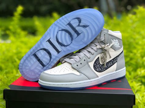 Nike air jordan 1 retro high og white. Dior x Air Jordan 1 High OG White and Grey New Sale